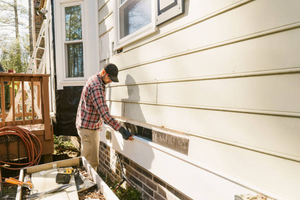 Top rated local Emergency Siding Repair specialists in Hendersonville, NC